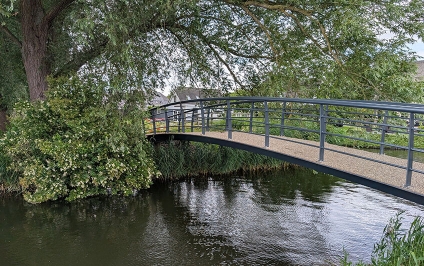 Bruggen in Parq Waal klaar!